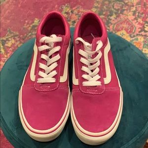 Women’s suede vans size 9